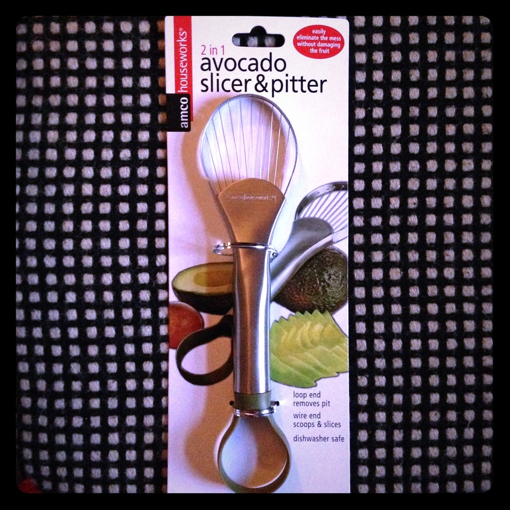 NWT... 2 in 1 Avocado Slicer & Potter